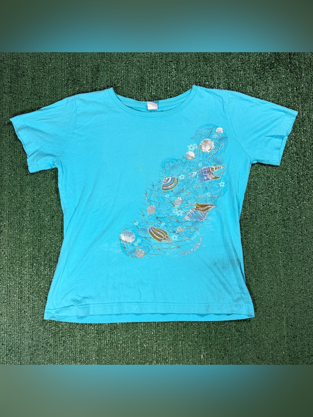 Y2K Womens Gina Hawaii T-Shirt Blue Graphic Seashells Size Medium Surf
